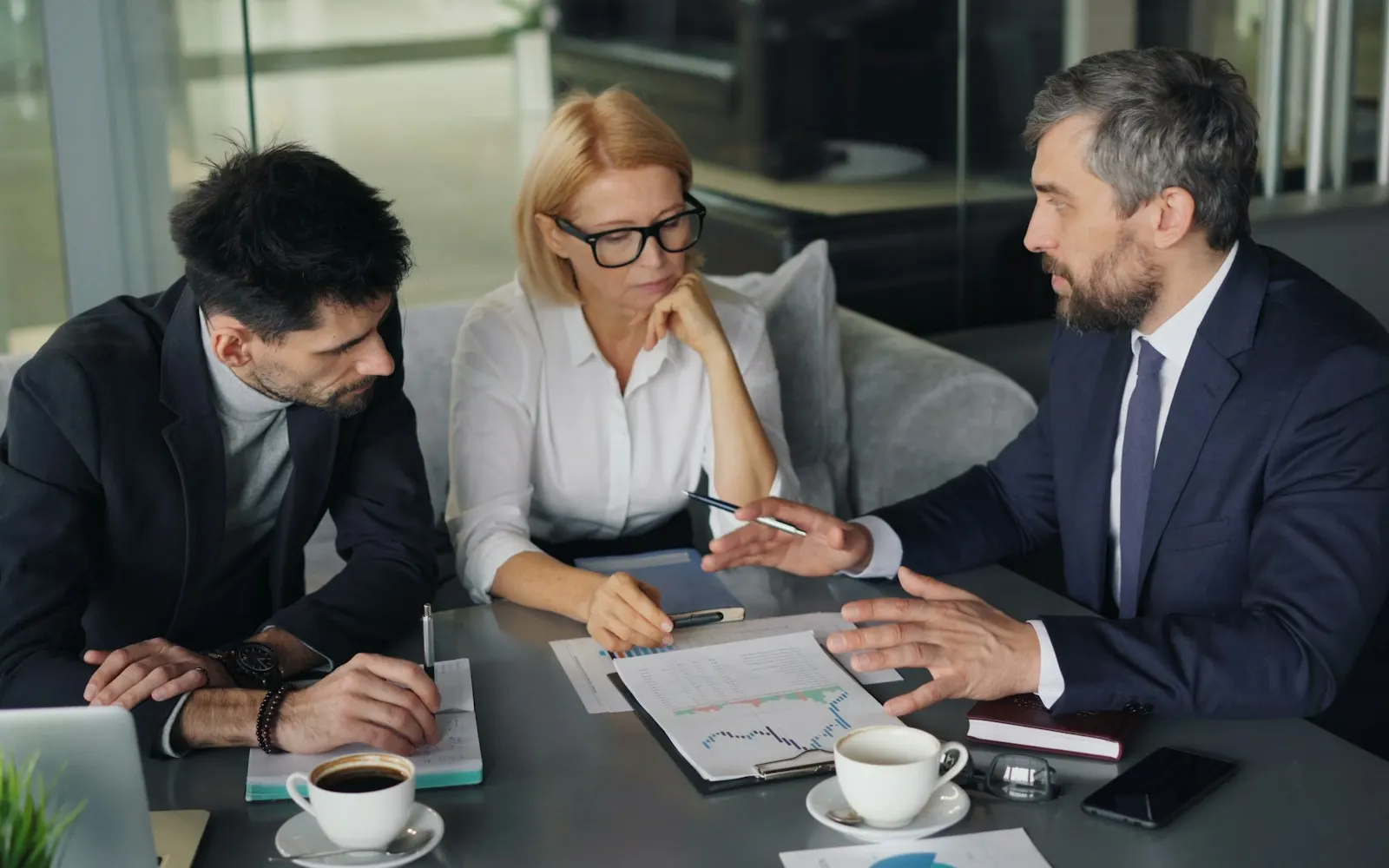 Atendimento consultivo JBF Capital